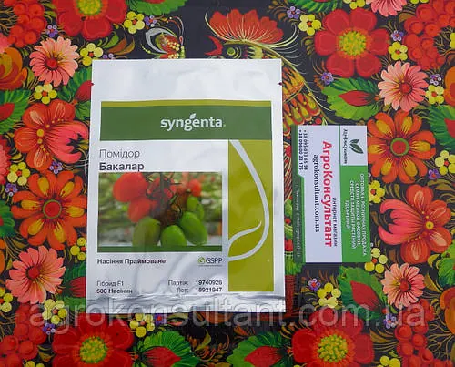 Насіння томата Бакалар F1 (Syngenta), 500 насінин — ранній (65 днів), червоний, сливка, індетермінантний